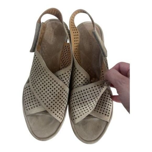 Clarks Clarene Award Women Brown Laser Cut Sling Back Wedge Sandals Size 9M - Picture 7 of 12